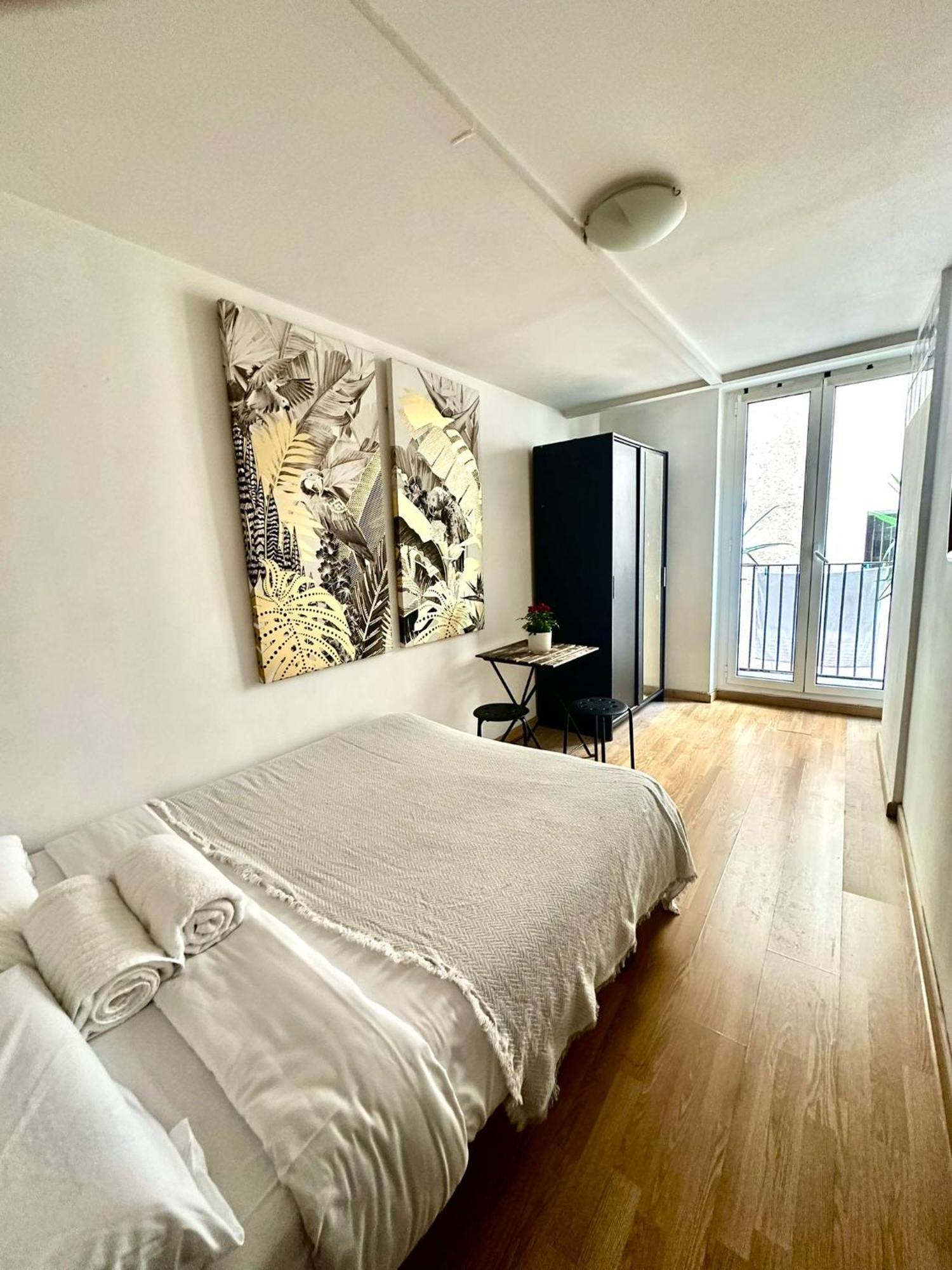 Private Rooms In City Center Barselona Dış mekan fotoğraf