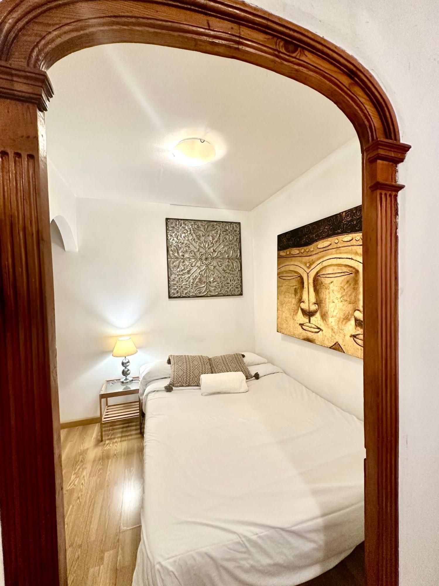 Private Rooms In City Center Barselona Dış mekan fotoğraf